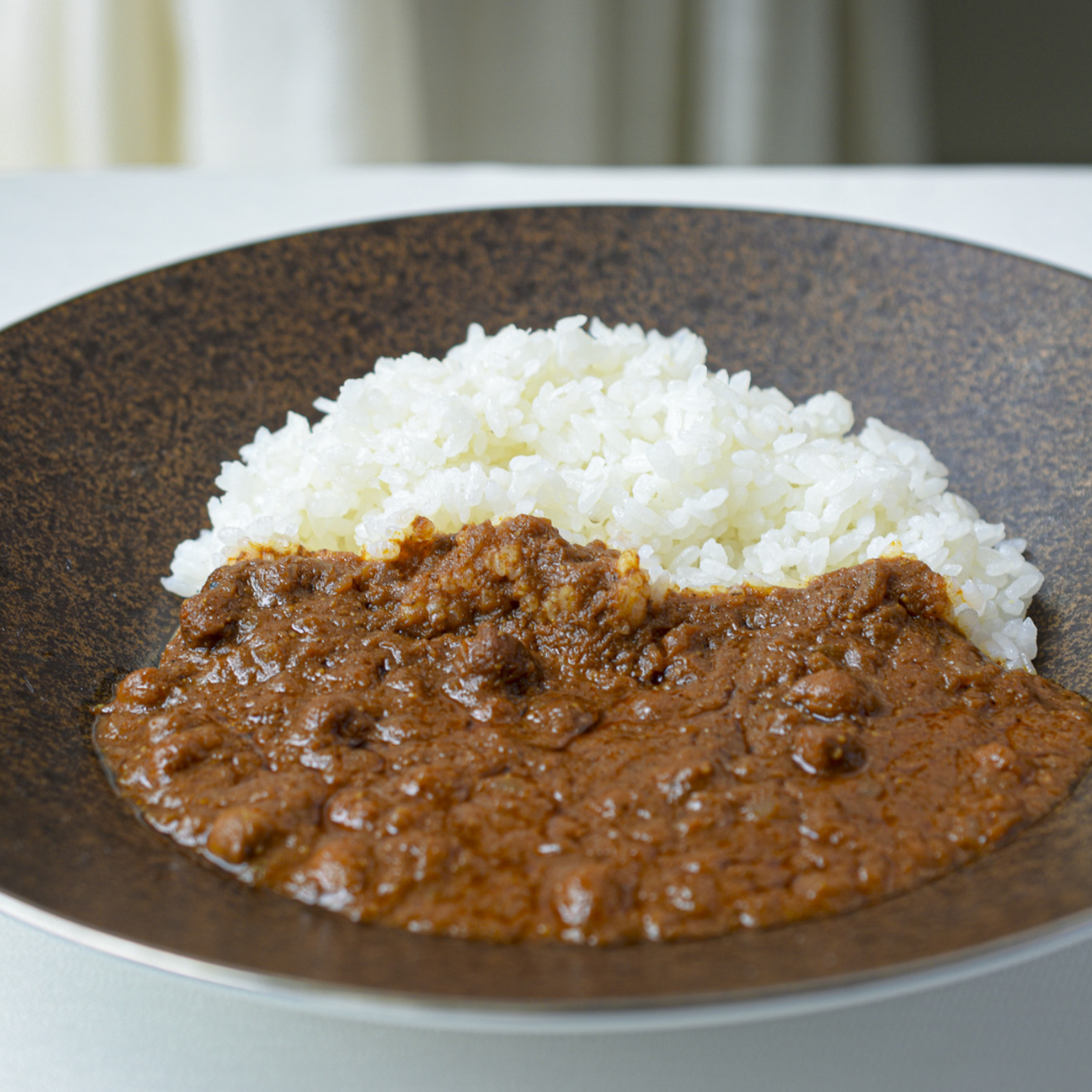 インドベジタリアンレトルトカレー【茶ひよこ豆マサラ】