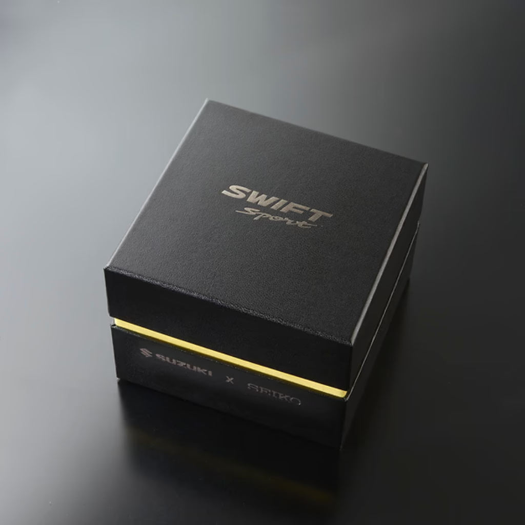 SUZUKI SWIF SPORT × SEIKO コラボレーション クロノグラフウォッチ【CHAMPION YELLOW】